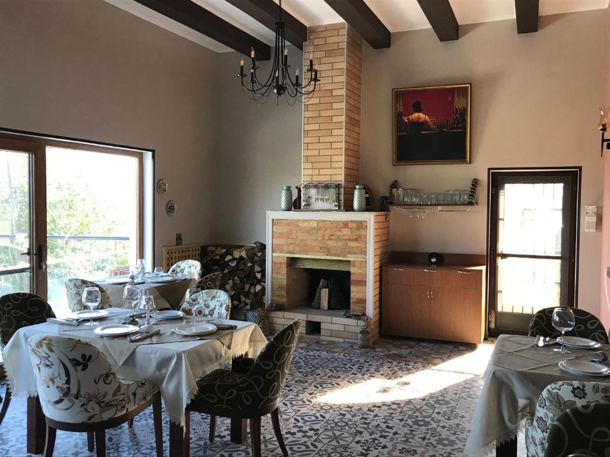 Ohio Inn & Cafe Ivanovka Екстериор снимка