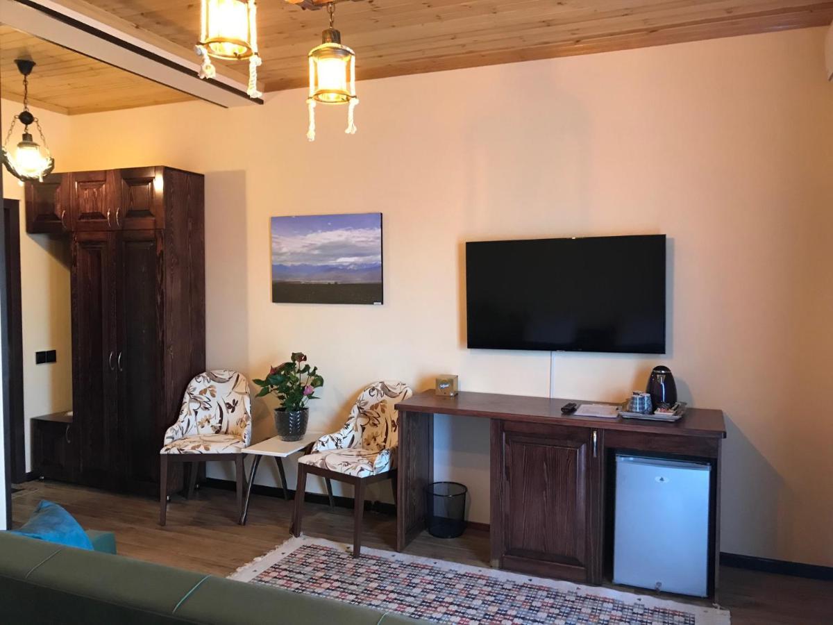 Ohio Inn & Cafe Ivanovka Екстериор снимка